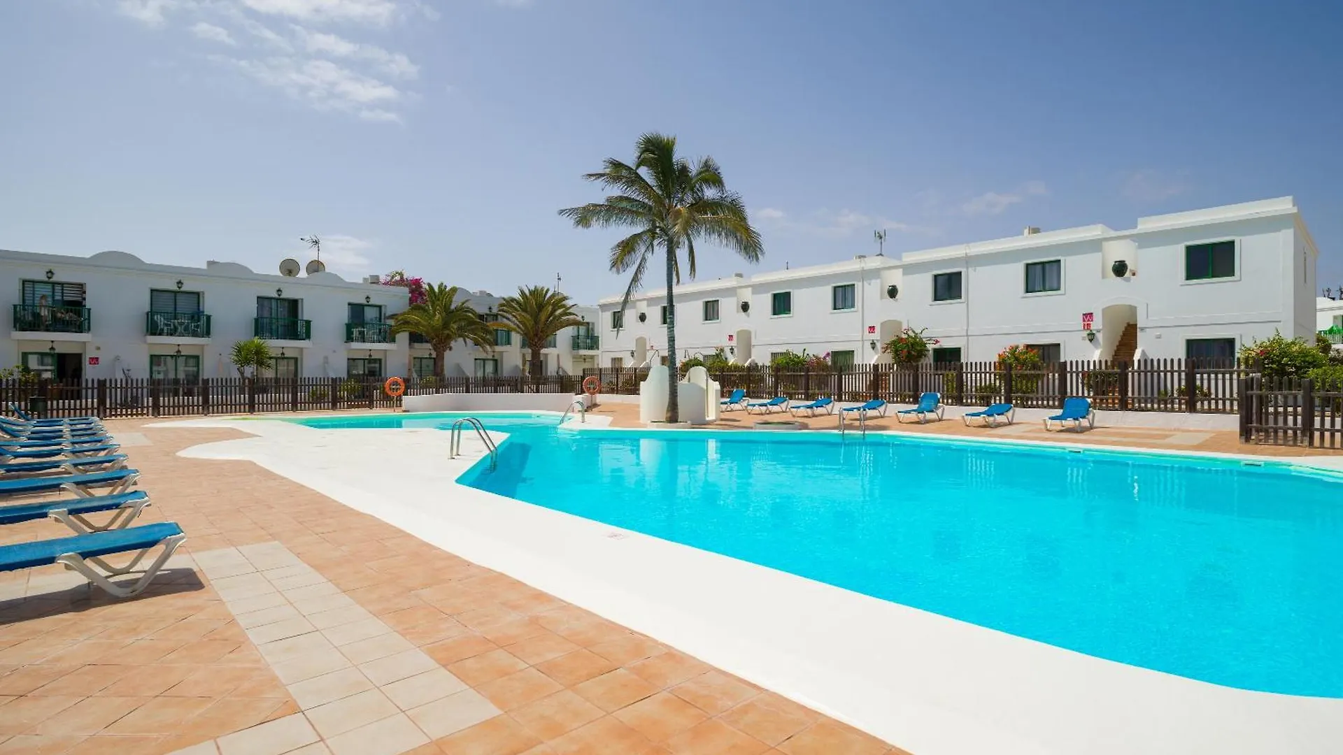 Blue Island Pool View & Wi-Fi By Irent Fuerteventura Lägenhet Corralejo